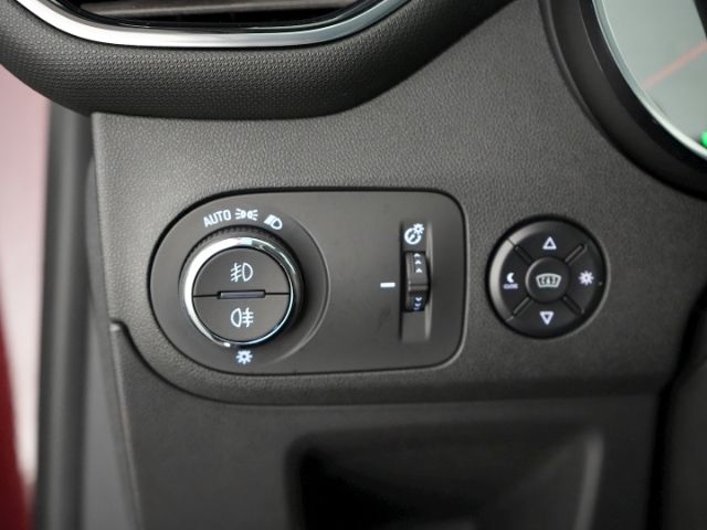 Crossland X ULTIMATE+NAVI+HEAD UP+SITZ-/LENKRADH