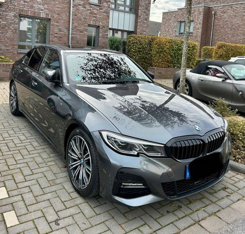 BMW G20 320i M-Paket, AHK, Panorama-Dach, ...