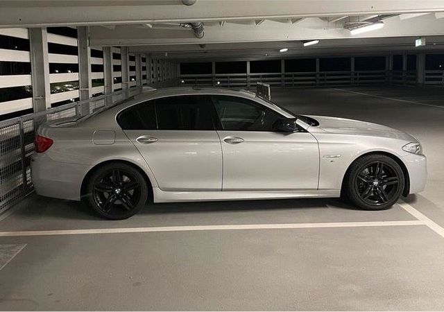 BMW f10 M-Paket .530d.  2 Hand