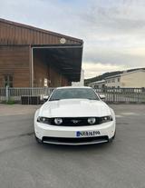 Ford Mustang - Ford Mustang aus 2011: Coupe