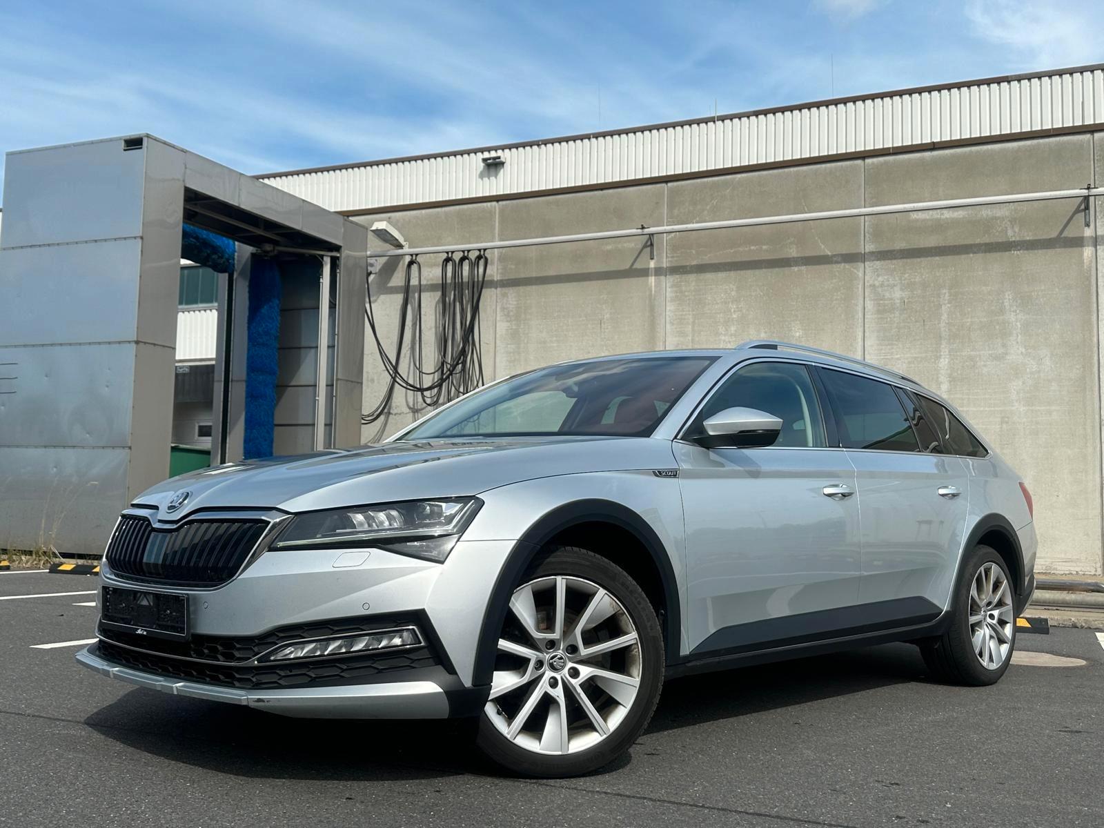 Skoda Superb/Scout/4x4/ACC/FrontAss/LaneAss/LED