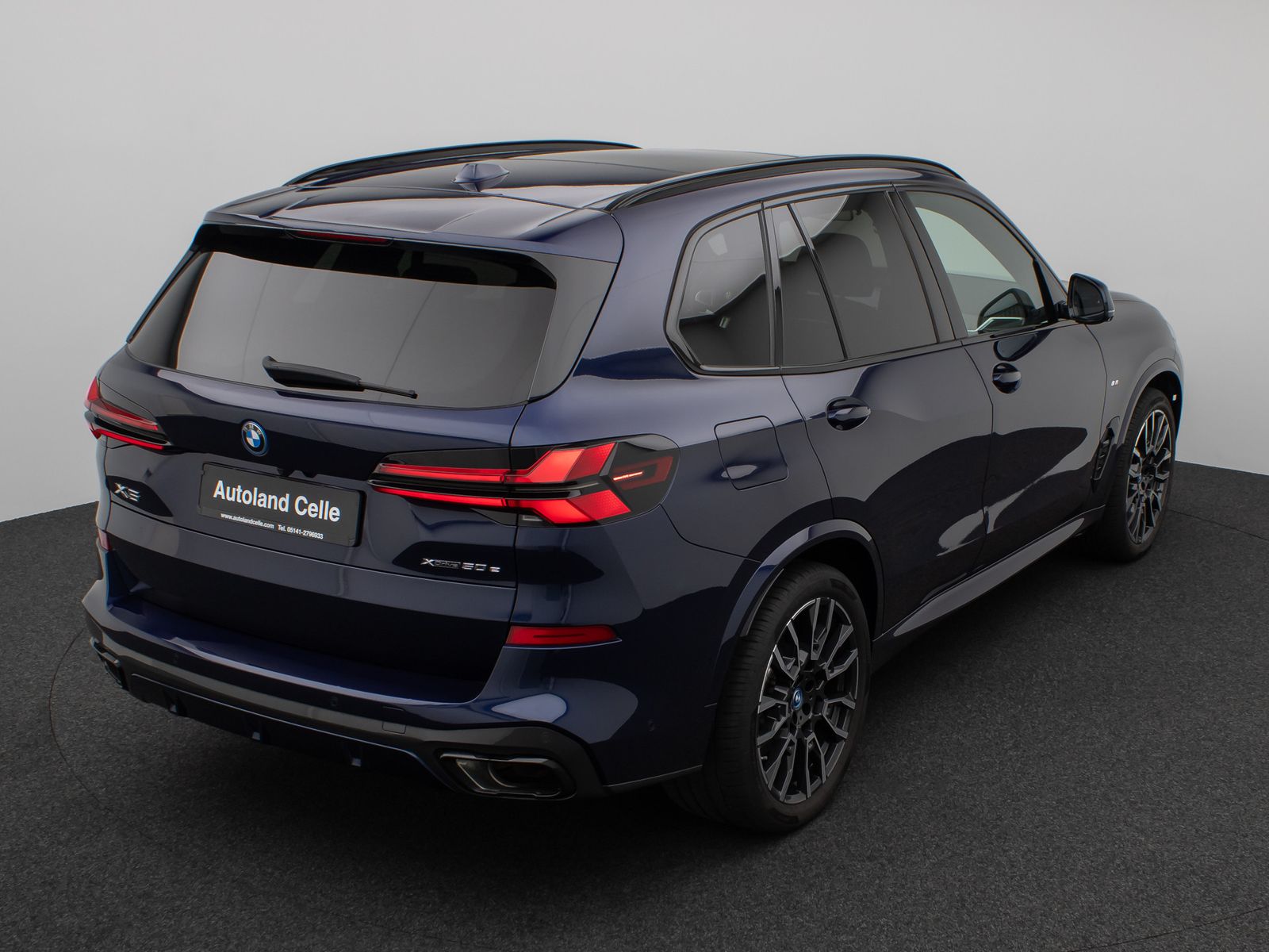 Fahrzeugabbildung BMW x5 xD50e M SportPro Panorama 360°HUD DAB H/K 21"