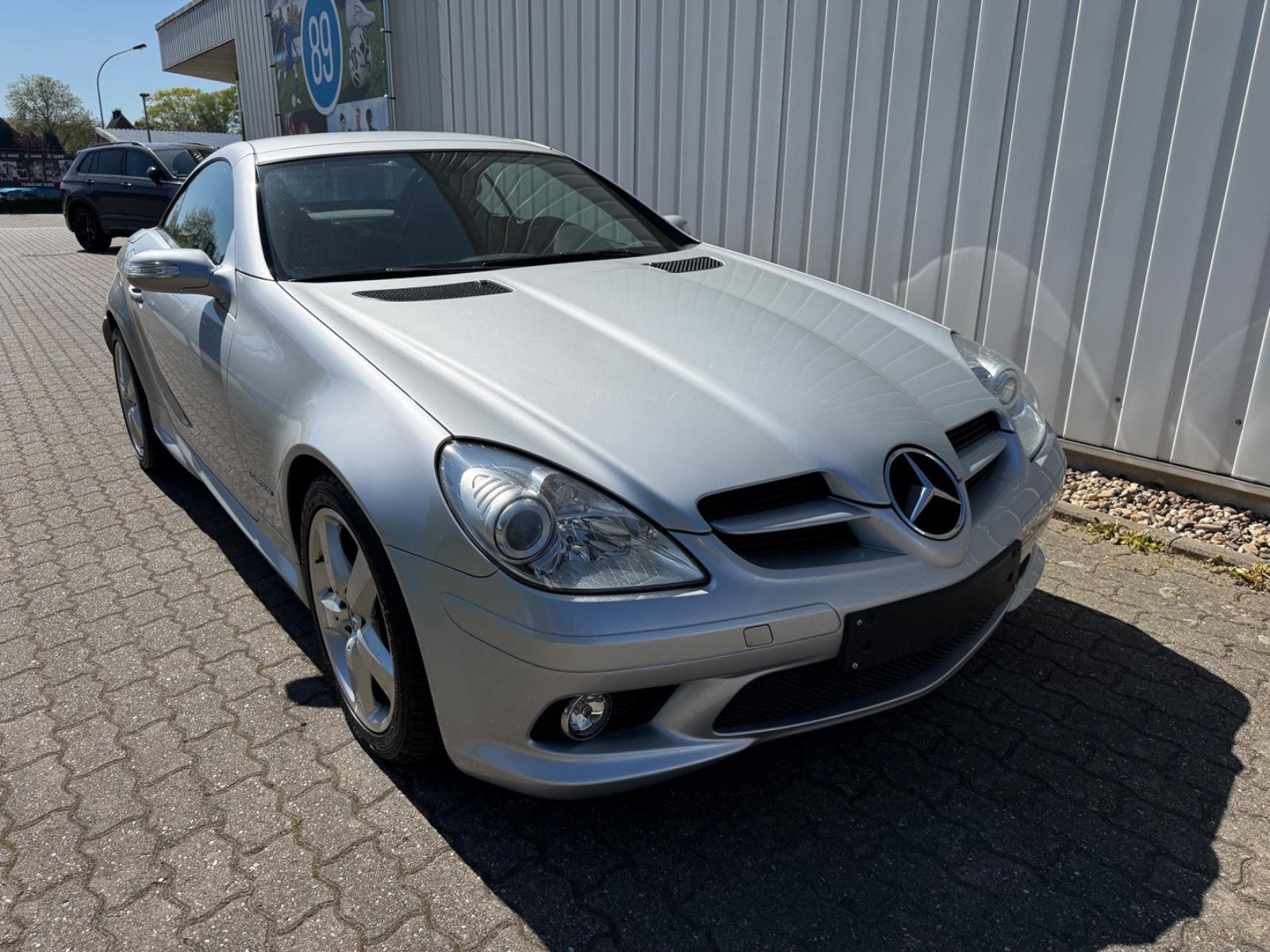 Mercedes-Benz SLK 200 Kompressor*AMG-Paket*1.Hand*