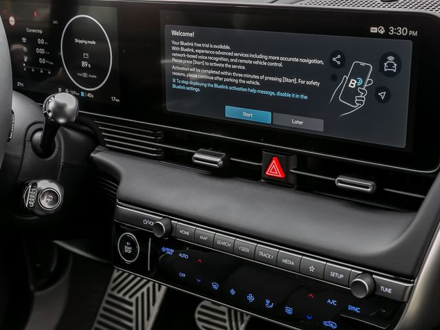 Hyundai Ioniq 5 Uniq Elektro 4WD Autobahnassistent