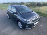 Peugeot 108 Allure PureTech 82 - graue Peugeot 108