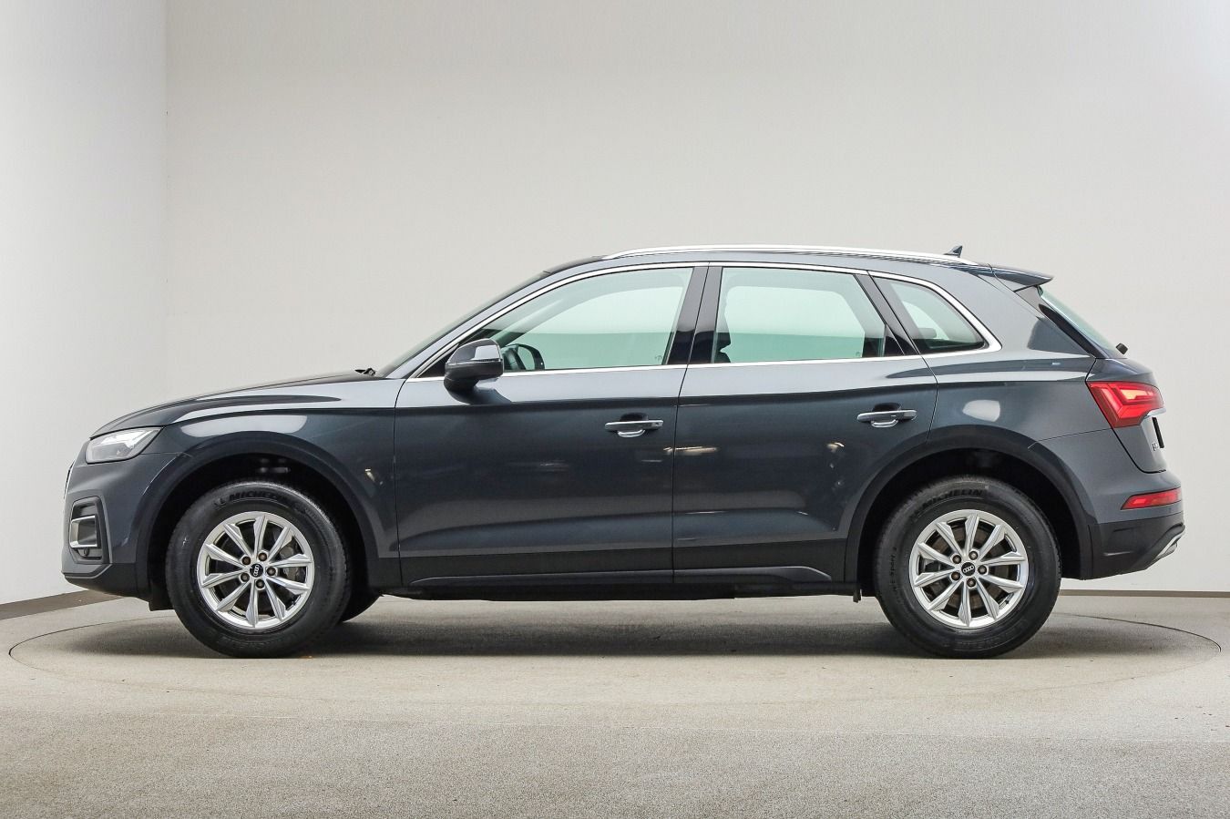 Audi Q5 40 TDI qu. Tour, Kamera, Pano, Navi, Sound imagem 3