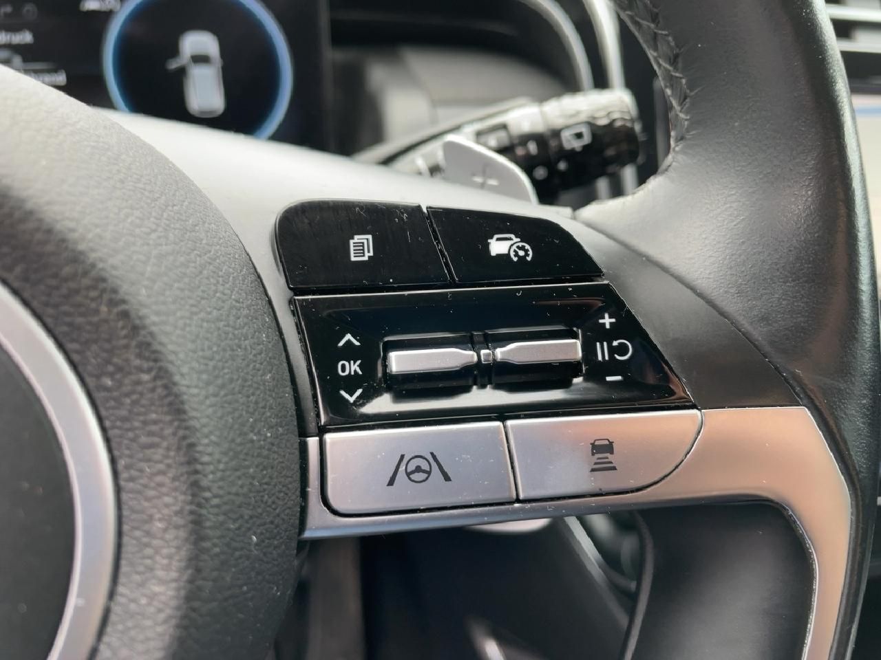 Fahrzeugabbildung Hyundai TUCSON Trend + Navi-Paket + Assistenz-Paket