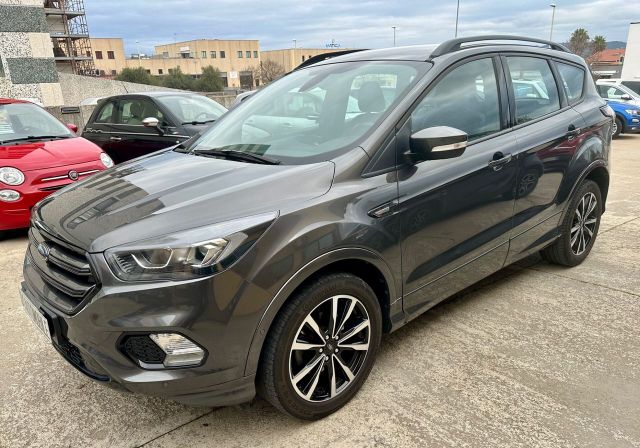 Ford Kuga 1.5 TDCI 120 CV S&S 2WD ST-Line