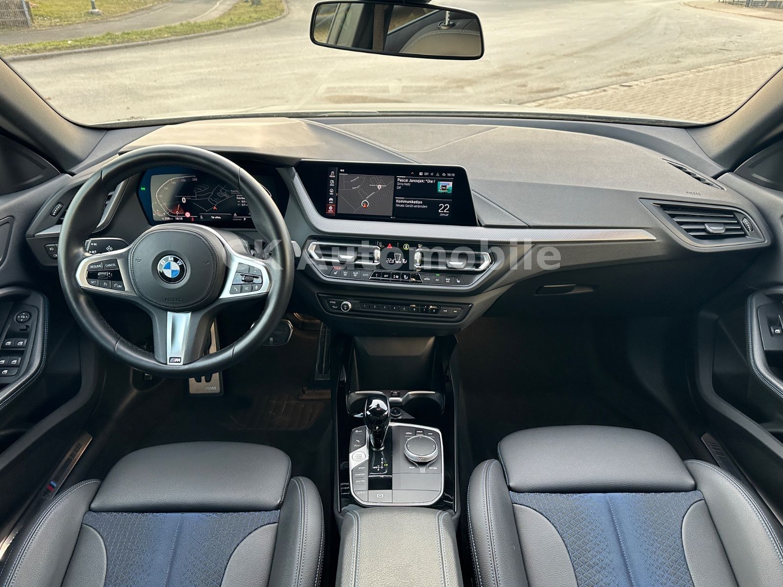 Fahrzeugabbildung BMW 218i Gran Coupé M-Sport/Shadow-LineNavi/LED