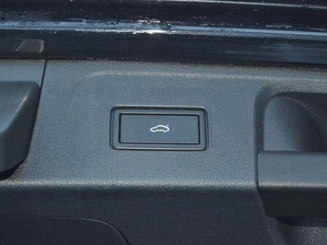 Passat Variant 2.0 TDI DSG Business AHK/IQ.DRIVE