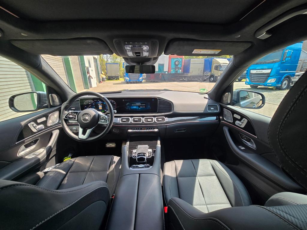 Mercedes-Benz GLS 600