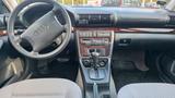 Audi A4 Oldtimer mit wenig Kilometern - Audi Oldtimer mit Benzin-Antrieb