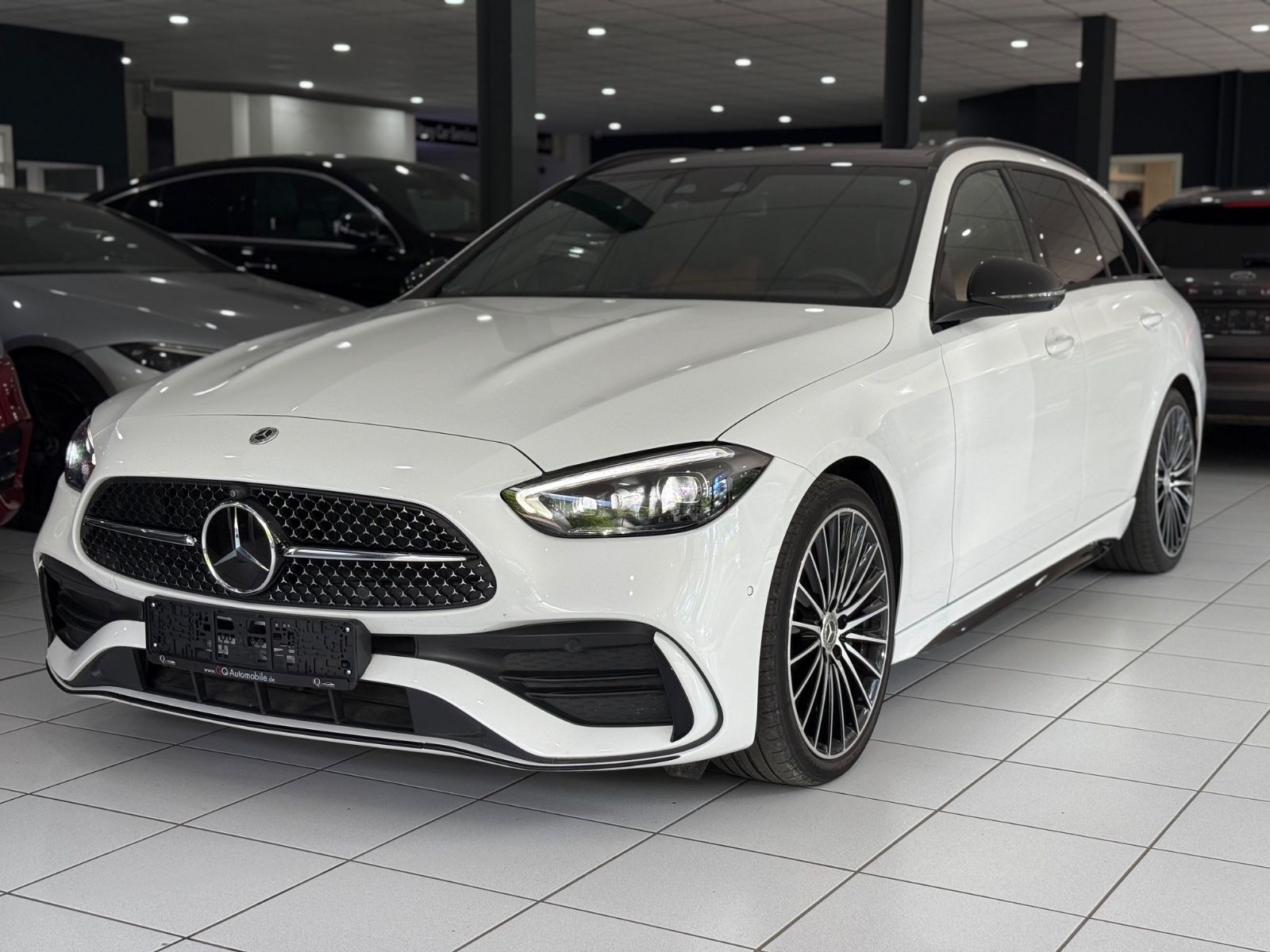 MERCEDES-BENZ C 300d T*AMG*PANO*STANDHZ*MEMORY*DIGITAL-L*AHK*