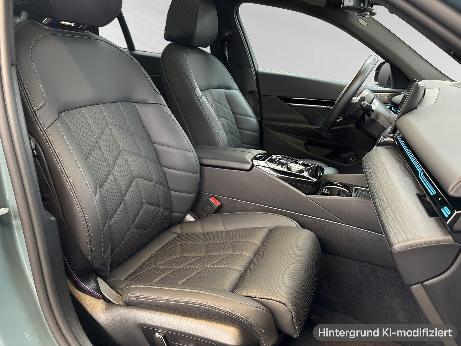 BMW 530e xDrive Touring M Sport Pro|Pano|21"LMR|B&W