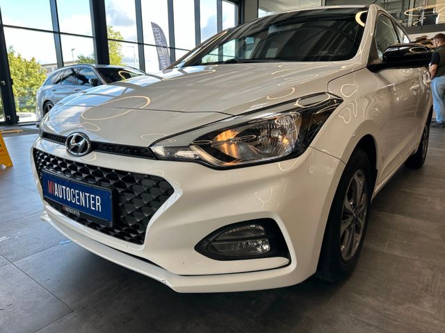 MYAUTOCENTER – Gebraucht- und Jahreswagen mit Werkstattservice in Pfaffenhofen Hyundai i20 *TÜV:828*KLIMA*TEMPO*CARPLAY*PDC*CAM*