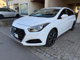 Hyundai i40 cw Family + *Autom.*Navi*Kamera* - Hyundai i40 mit Benzin-Antrieb: Automatik