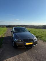 BMW E90 330i N52 - BMW 330: E90 330i