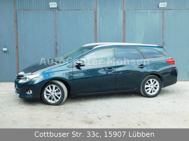 Toyota Auris Touring Sports Executive (Nr. 052)