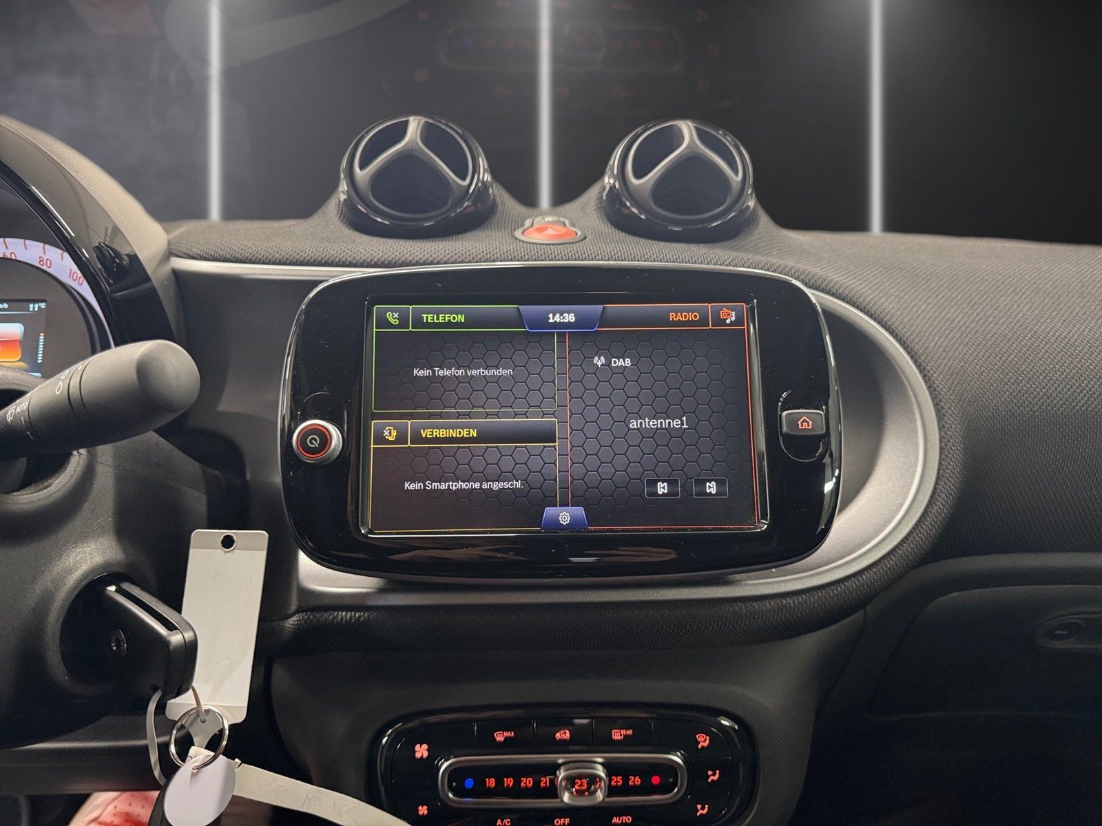 Fahrzeugabbildung Smart smart EQ cabrio Exclusive*Led*Kamera*22kW*CarPl*