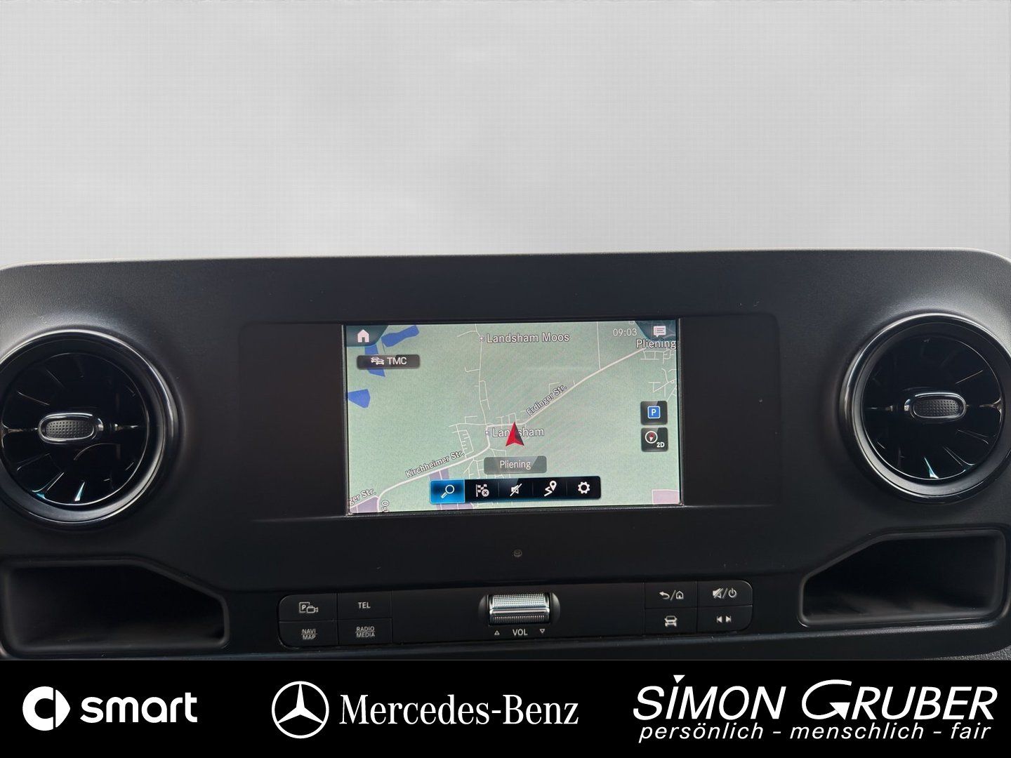 Fahrzeugabbildung Mercedes-Benz 317 Tourer L2H2 Standard 8Sitzer Rollstuhl Lift