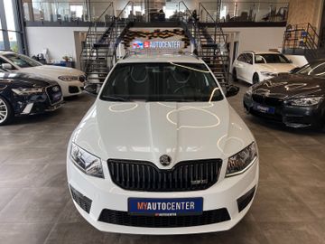 Skoda Octavia Combi RS *TEMPOMAT*NAVI*AHK*BI-XENON*