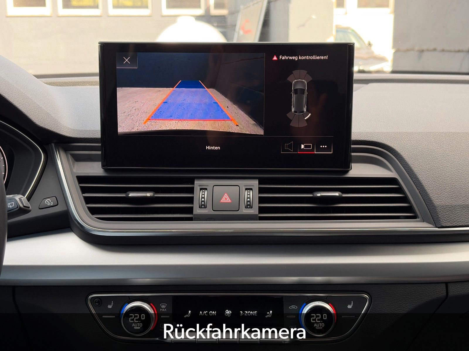 Fahrzeugabbildung Audi Q5 45 TFSI quattro S-line 3-Z.Klima Temp CAM VC