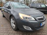 Opel Astra J Sports Tourer Design Edition*EXPORT* - Opel Astra aus 2011: Kombi