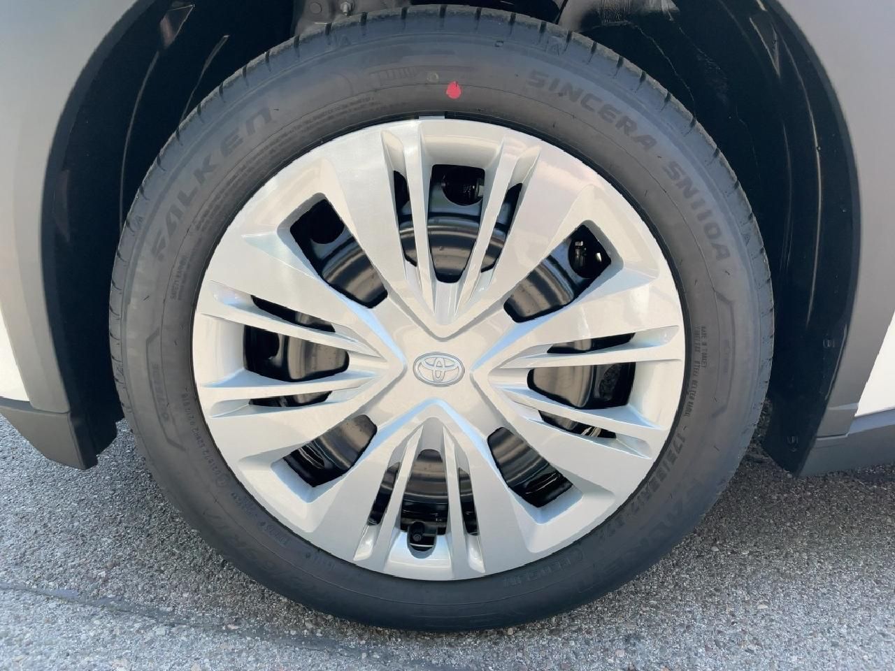 Fahrzeugabbildung Toyota Aygo X Business Edition M/T