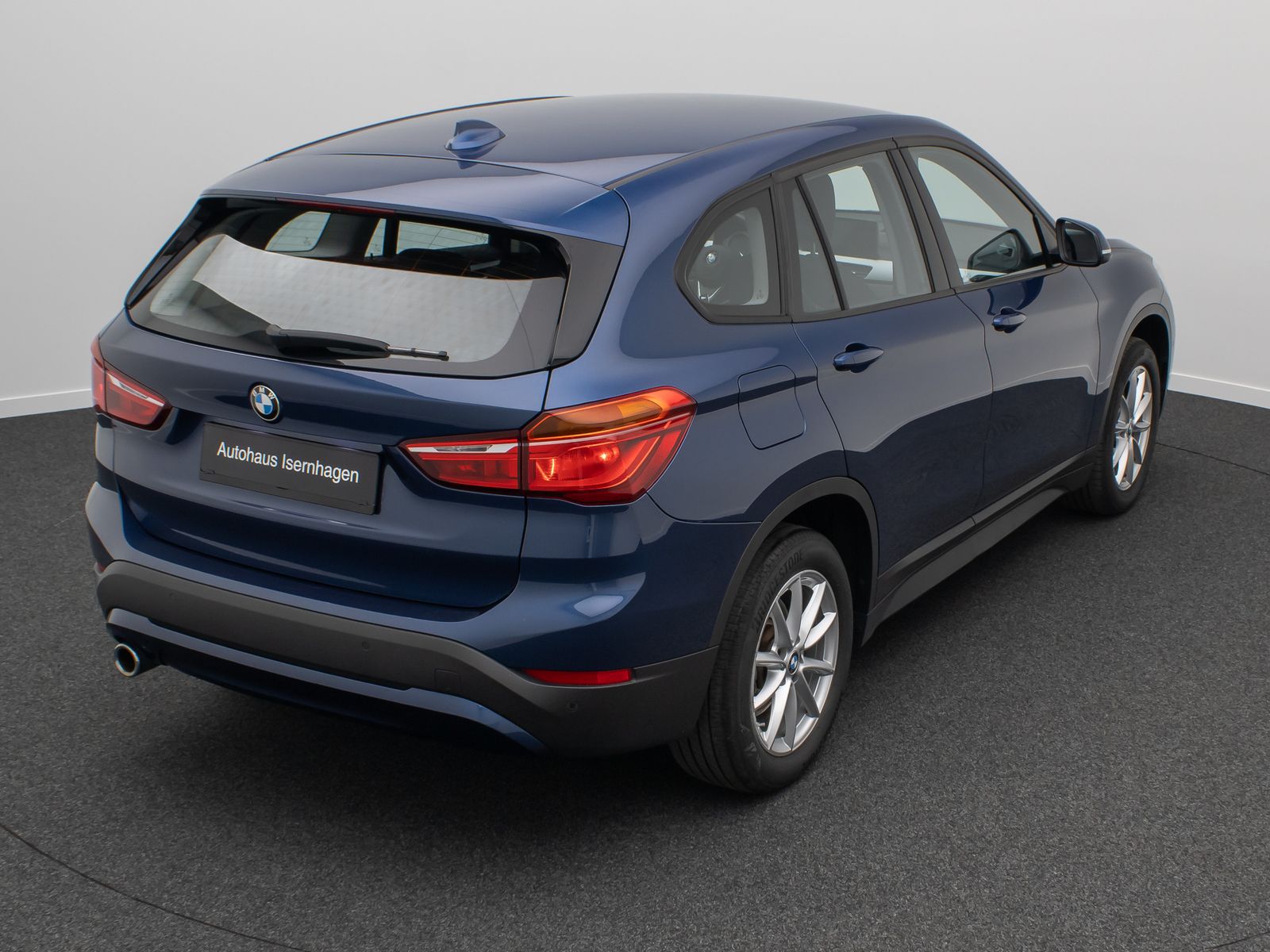 Fahrzeugabbildung BMW X1 sD18i HUD DAB Memory Alarm ParkAss Sportzitz