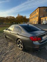 BMW 320d Limousine (F30) | EZ 2014 | Schaltgetr. - BMW 320: F30