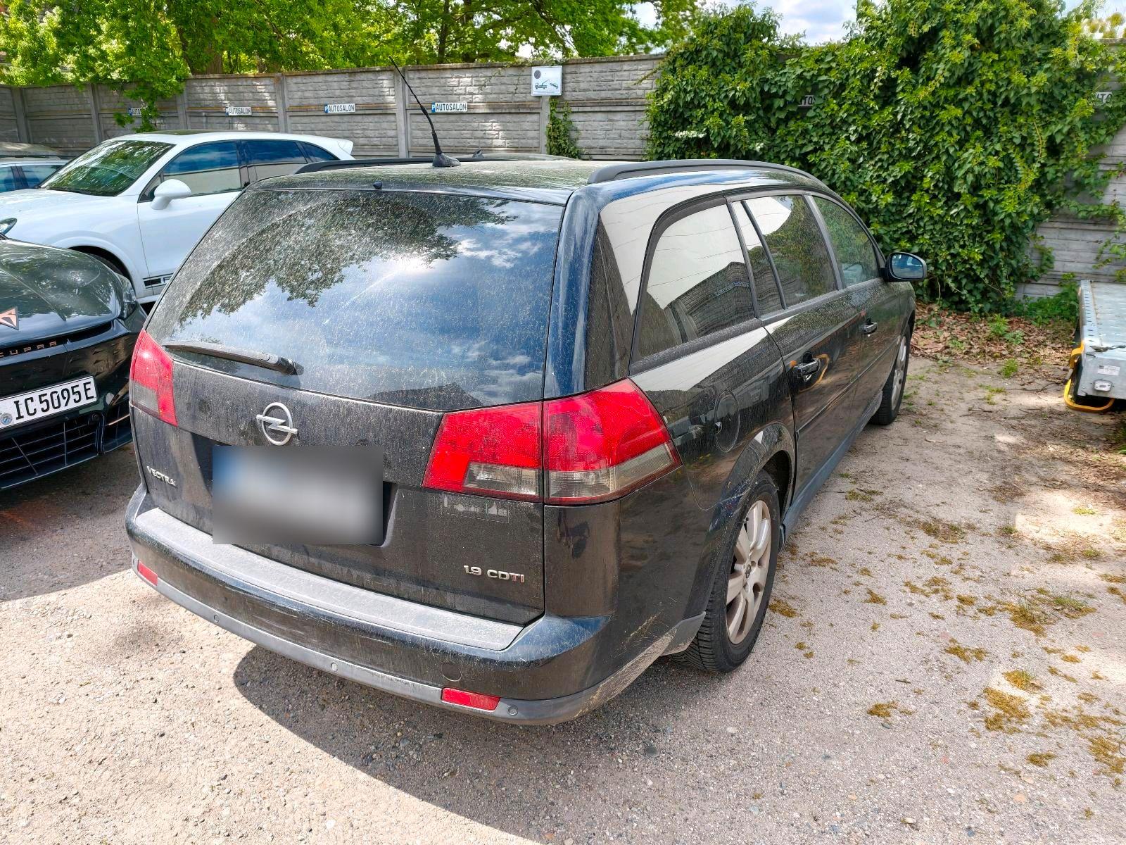 Opel Vectra 2005 — engine 150 HP (110kW)