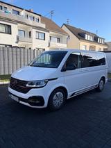 Volkswagen T6.1 Transporter Kombi 2 Schiebetüren LED AHK  - Volkswagen T6 Transporter in Bonn