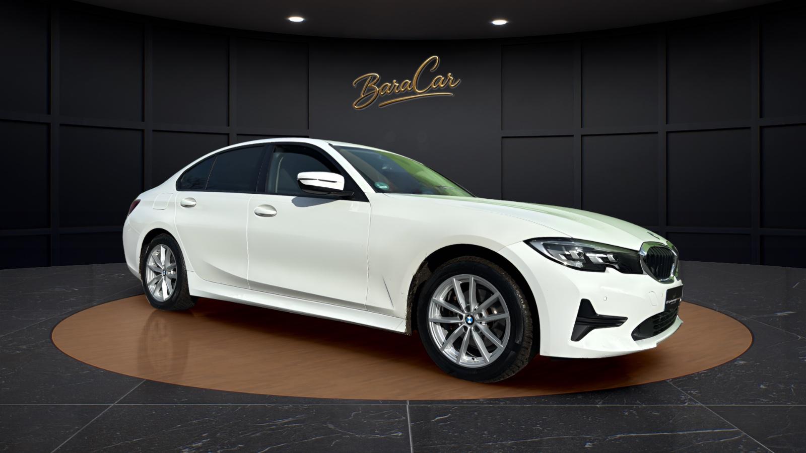 BMW 320i wenig KM nur 62.453Km+Scheckheft+StndHzng*