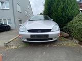 Ford Focus - Ford Focus aus 1999: Kombi