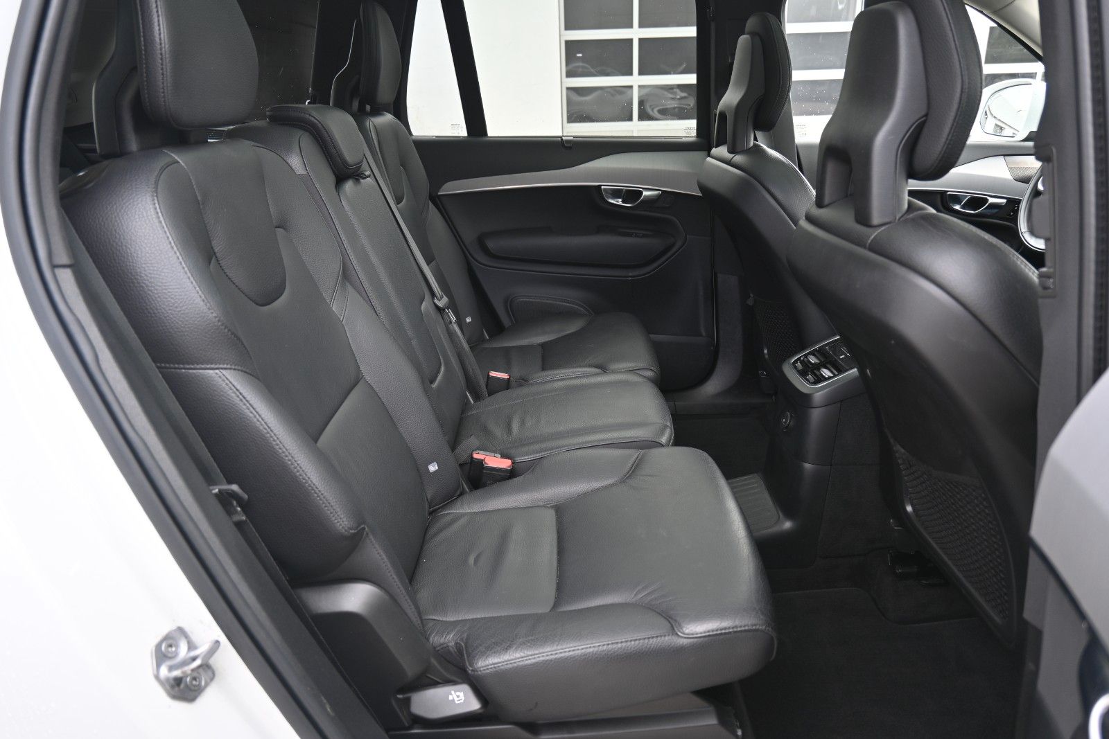Fahrzeugabbildung Volvo XC90 T8 AWD RC Inscription Expression*RFK*PANO*