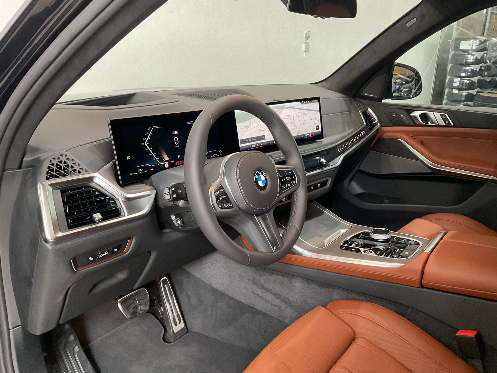 Fahrzeugeinzelansicht 10 Fahrzeugabbildung BMW X7 xDrive40d *23" LMR *Sitzbelüftung *Standhzg.