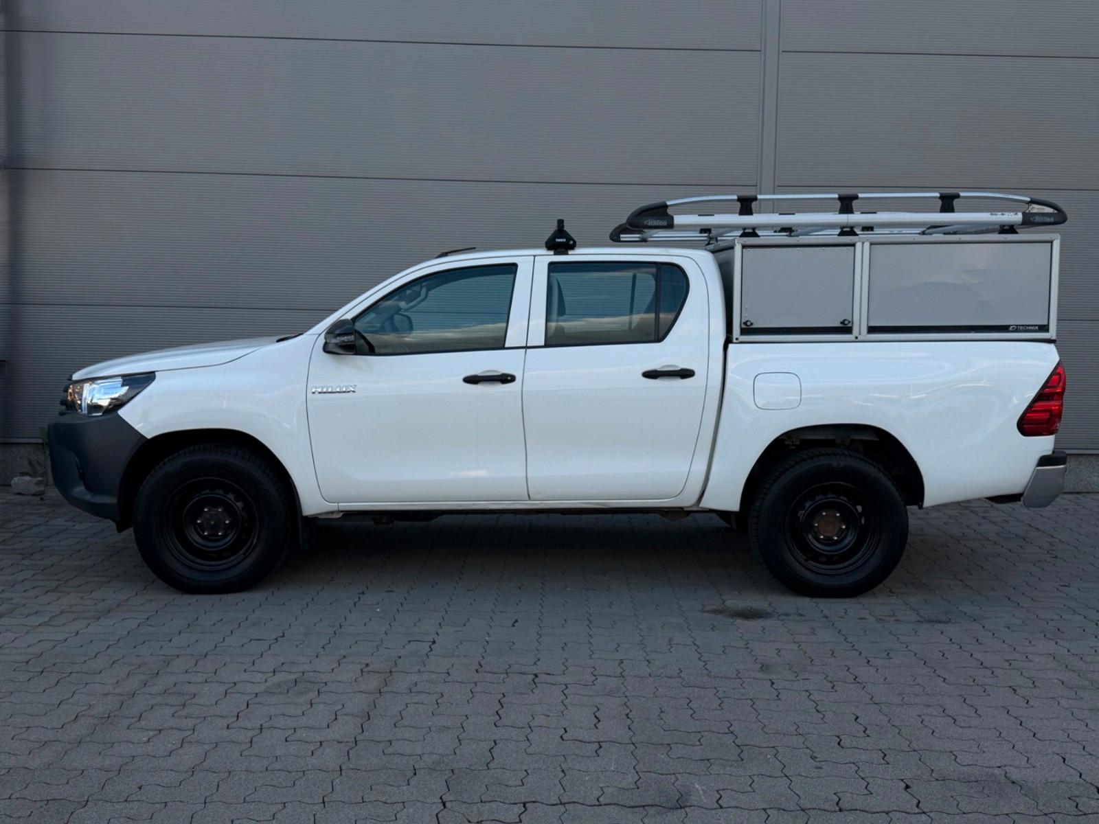 Toyota Hilux Double Cabine 2.4D 150ch - TVA récupérable - 1 ère main - Carnet entretien