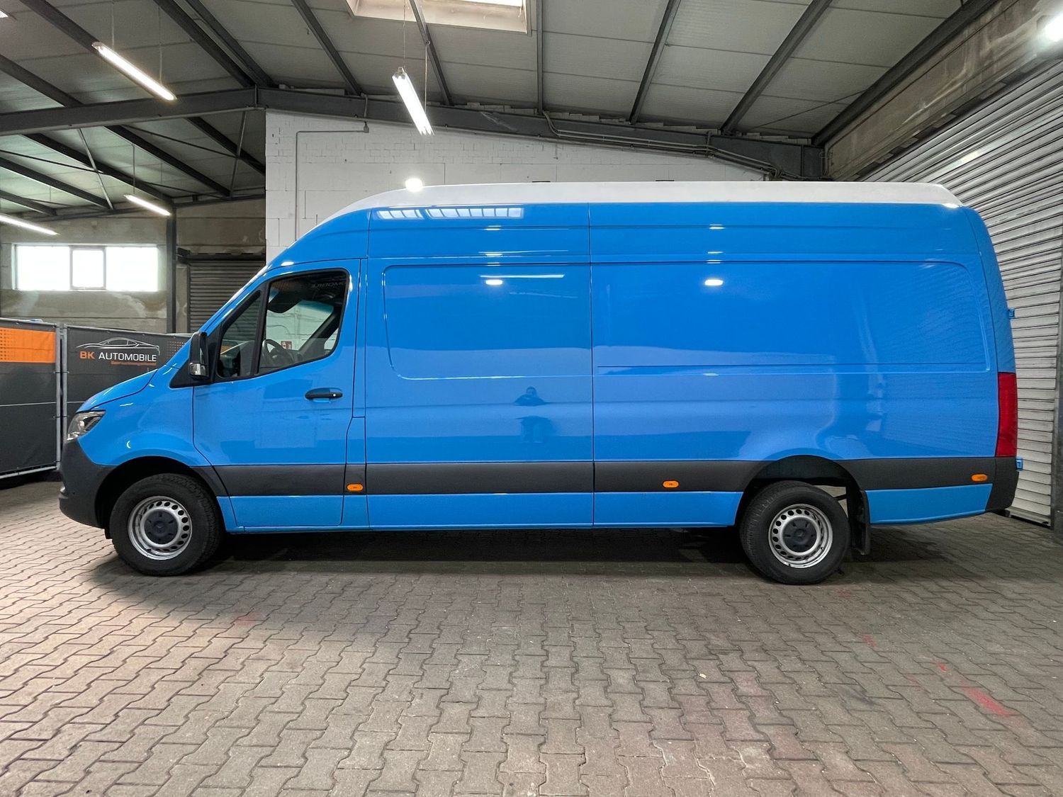 Fahrzeugabbildung Mercedes-Benz Sprinter 317CDI Maxi L4/H3 9G #LED#Kamera#Klima