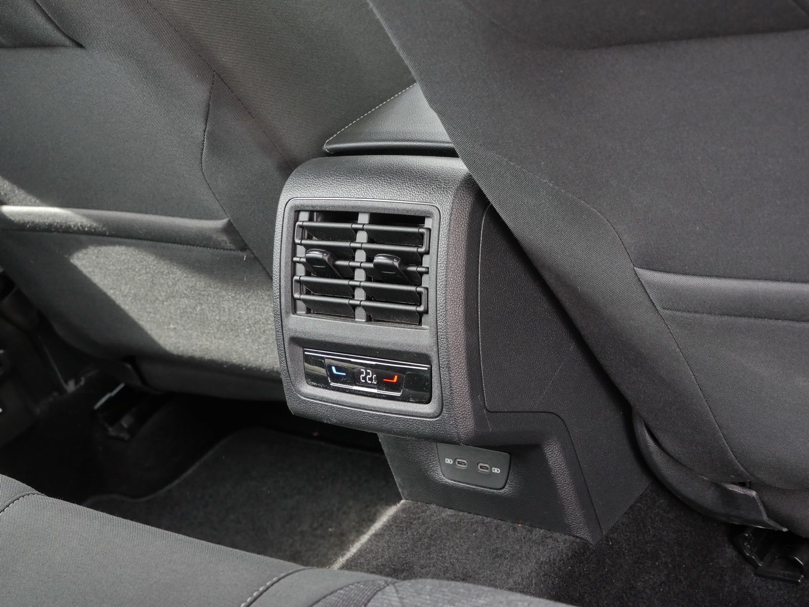 Volkswagen Golf - Bild 17