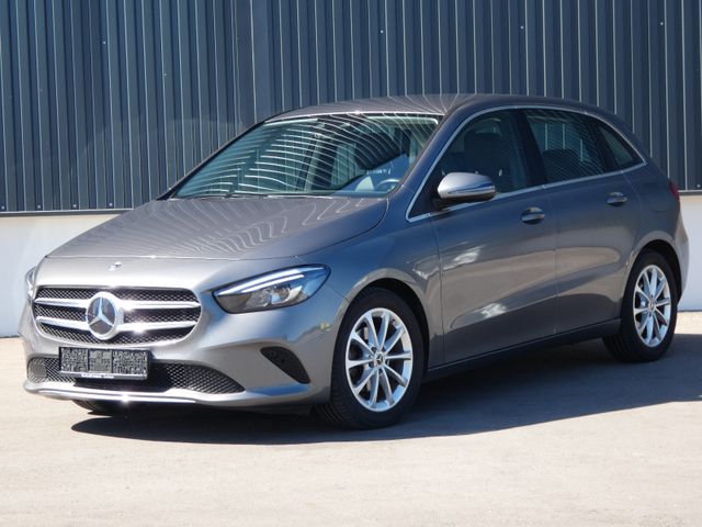 MERCEDES-BENZ B 180 d Aut LED Navi WIDESCREEN Teilleder RFK