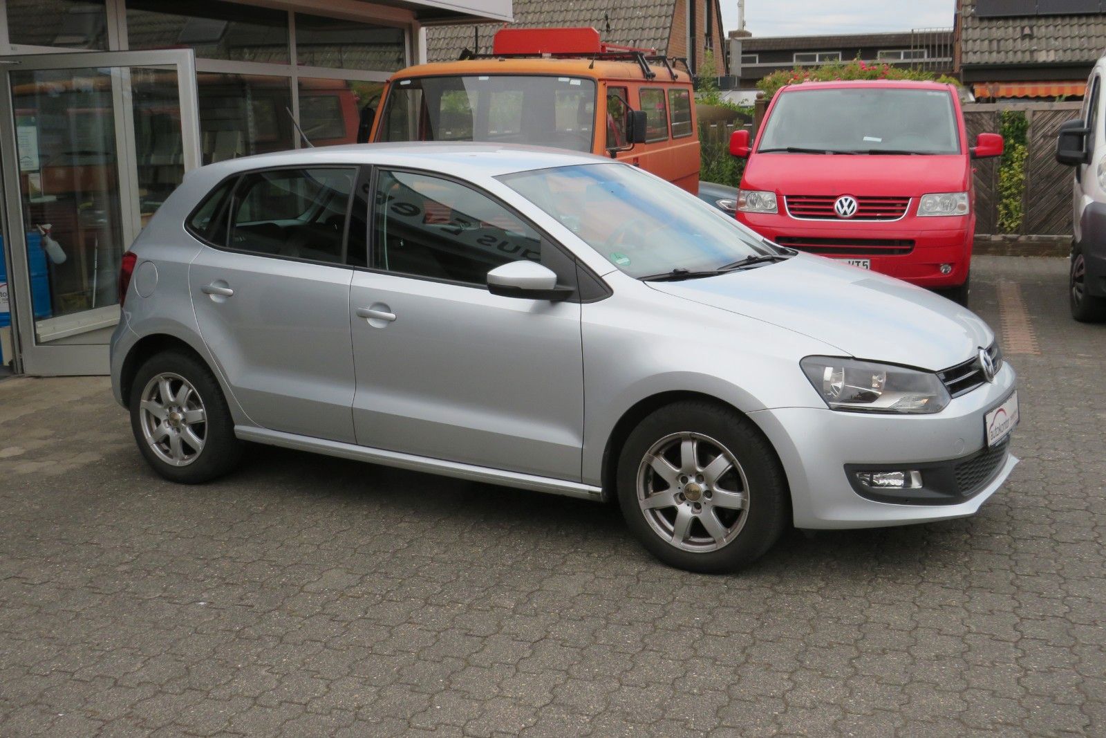 Fahrzeugabbildung Volkswagen Polo V Comfortline KLIMA RADIO SCHECKHEFT