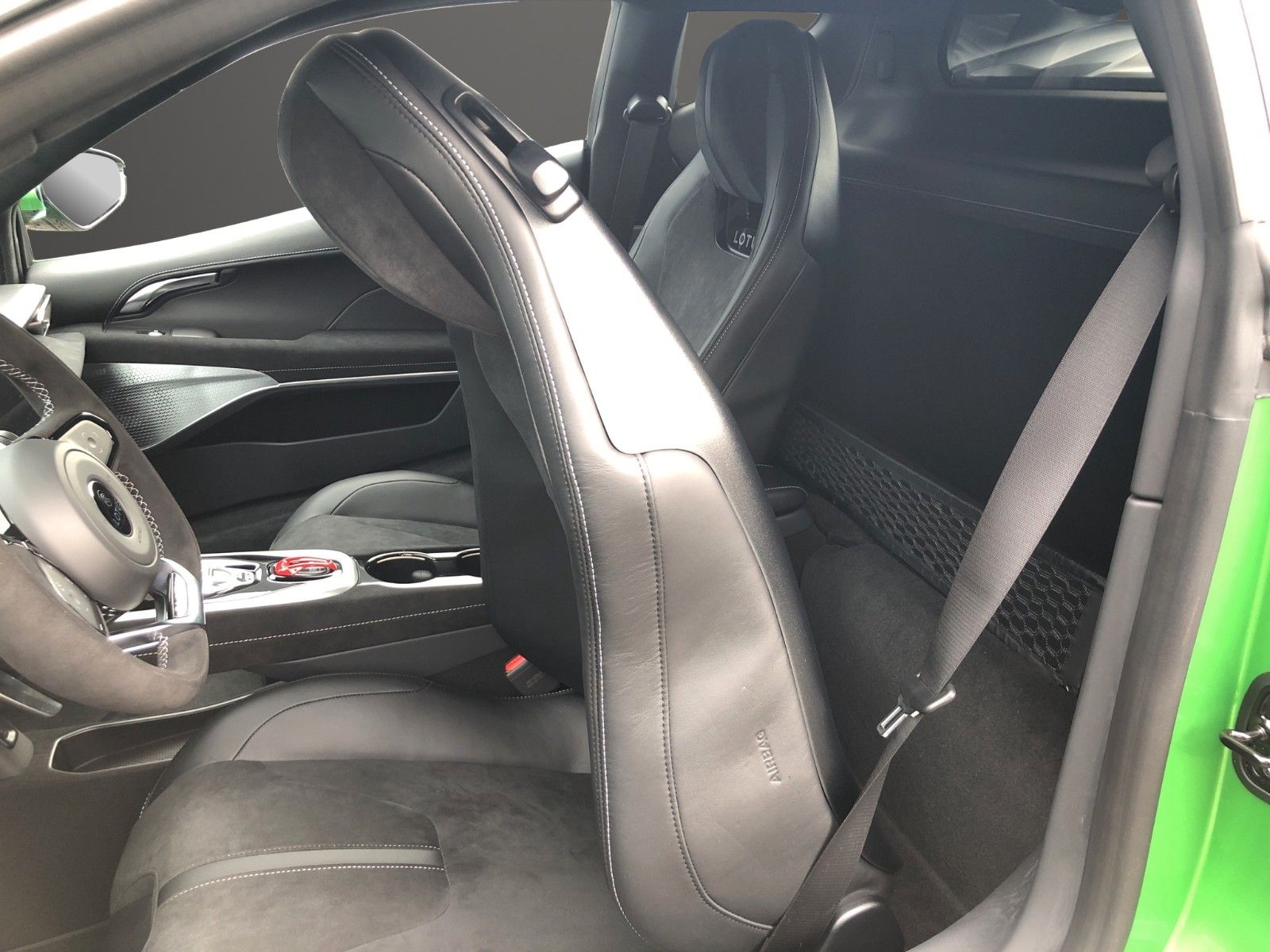 Fahrzeugabbildung Lotus Emira i4 Turbo SE ACC Lotus Wuppertal MY26
