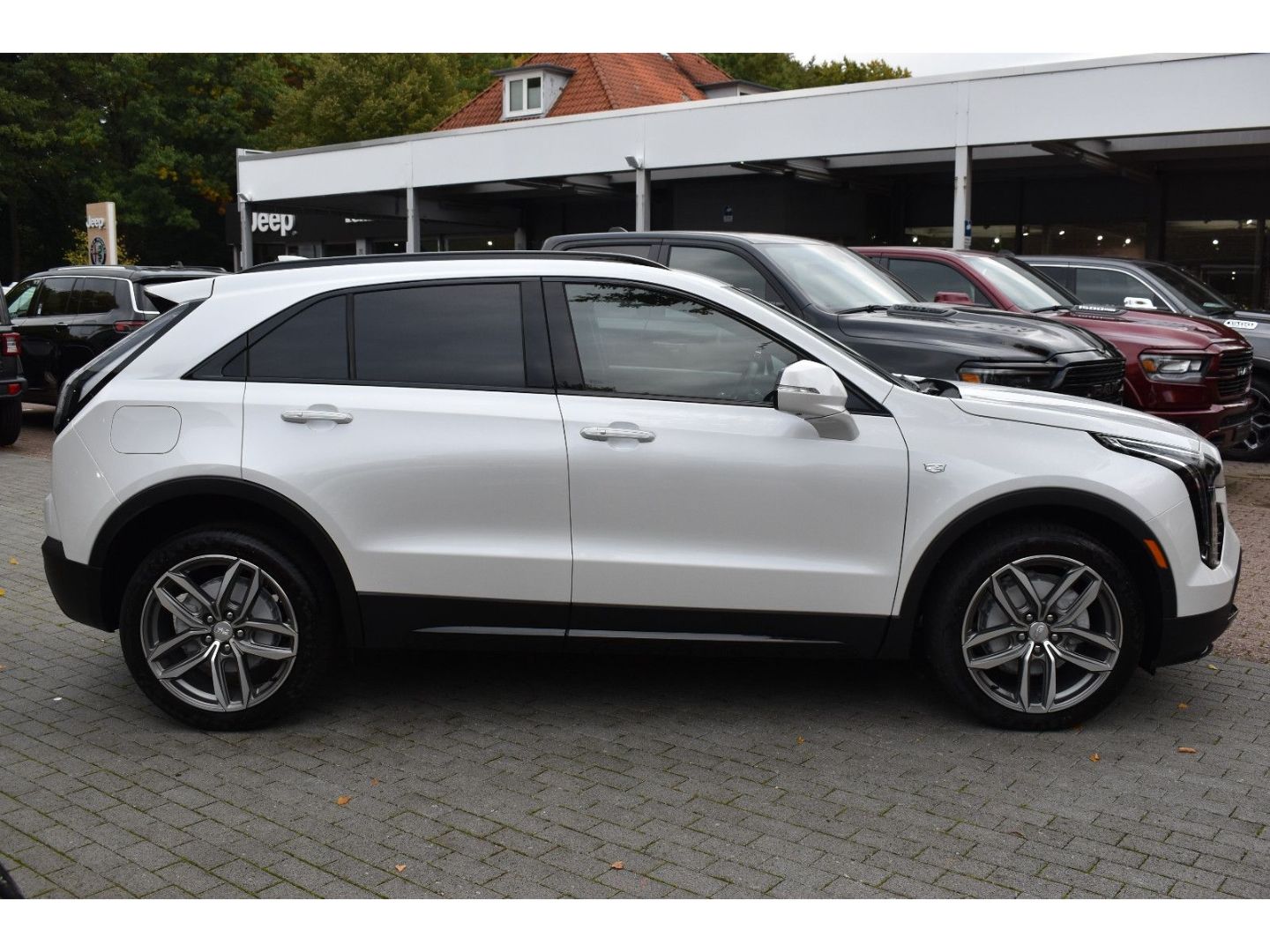 Fahrzeugabbildung Cadillac XT4 Sport 350T AWD+PANO+NAVI+LED+MEMORY+KAMERA+L