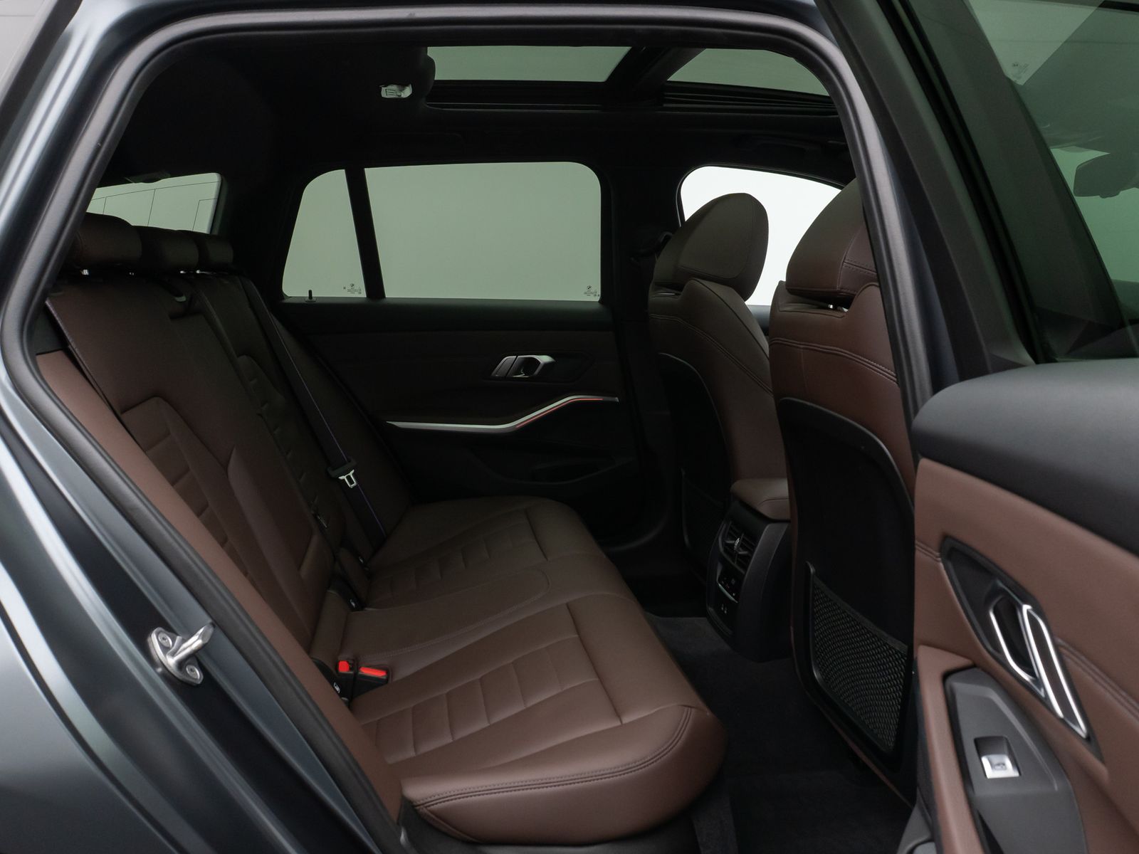 Fahrzeugabbildung BMW 320d M Sport Panorama Laser Kamera DAB HiFi 19"