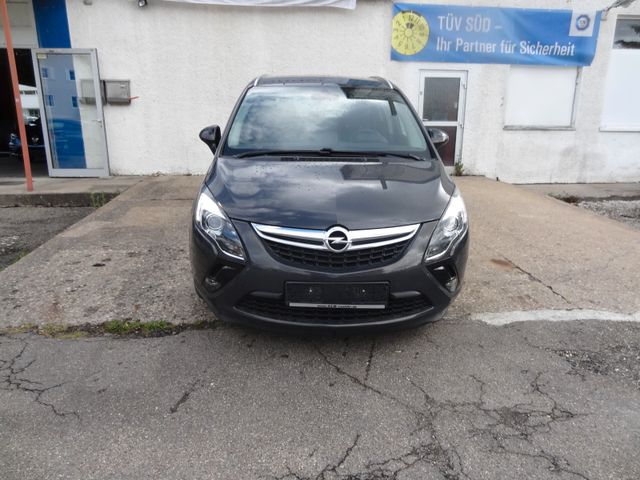Fahrzeugabbildung Opel Zafira C Tourer Business Innovation/AHK/Klima/
