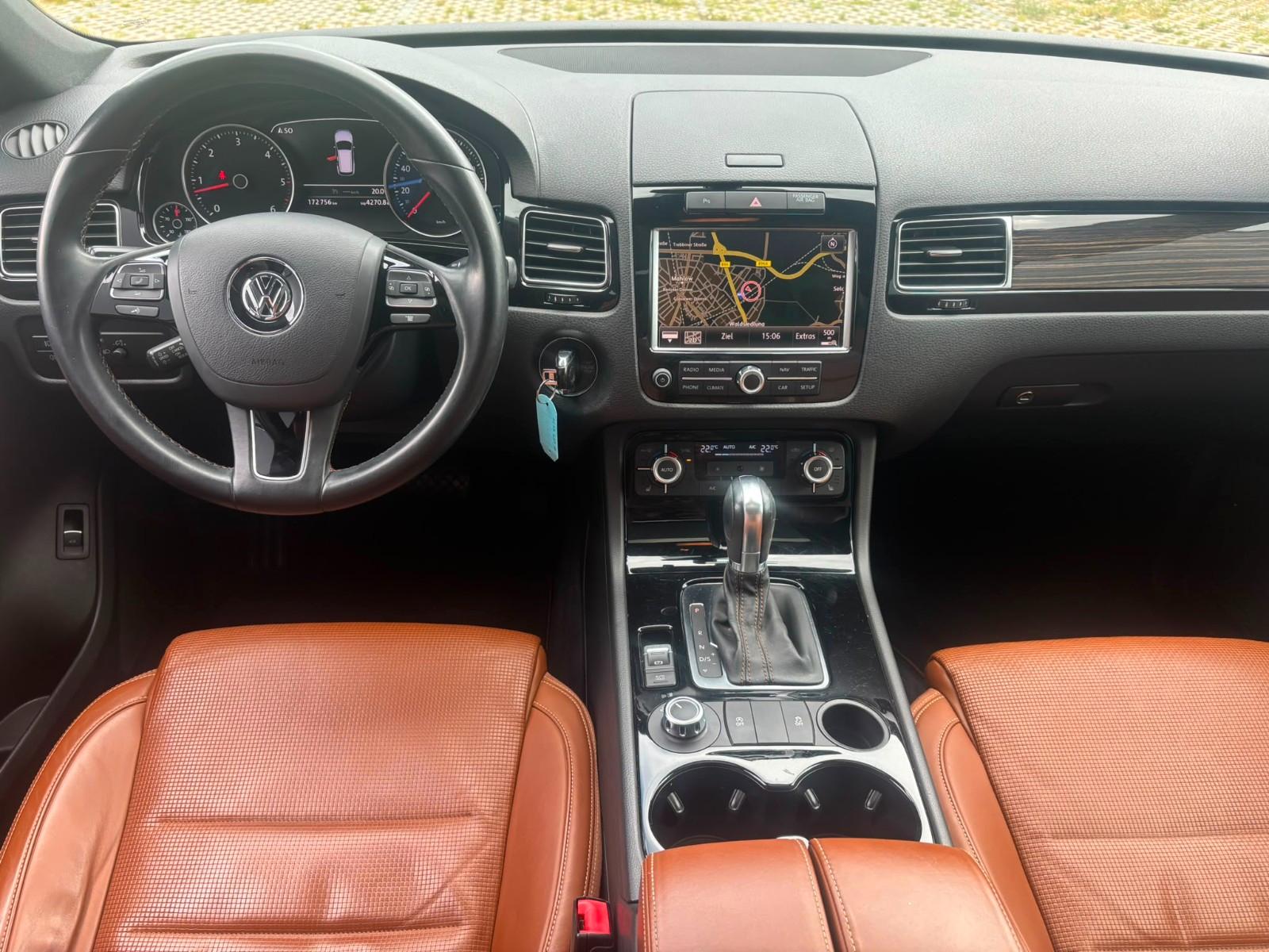 VOLKSWAGEN TOUAR V6 TDI BMT EDITION 204ch - 4X4 - TOIT PANORAMIQUE - CUIR NAPPA - SIÈGES CHAUFFANTS - BI-XÉNON