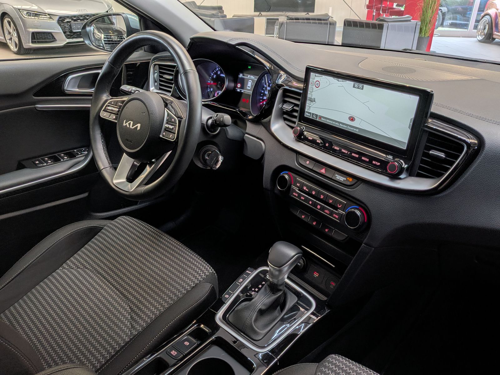 Fahrzeugabbildung Kia cee'd Sportswagon 1.5 DCT Spirit LED JBL Cam 7JG