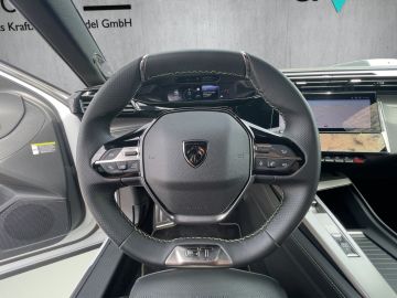 Peugeot 408 - 10