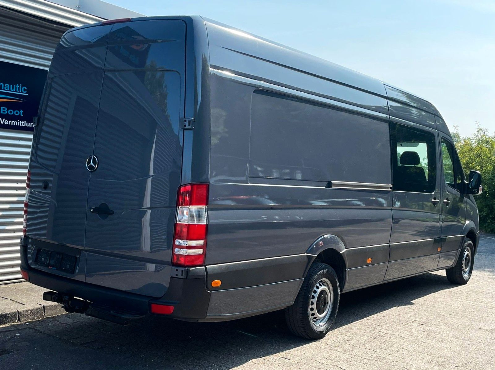 Fahrzeugabbildung Mercedes-Benz SPRINTER DOKA MAXI AUTOMATIK KLIMA  NAVI LUFTFED