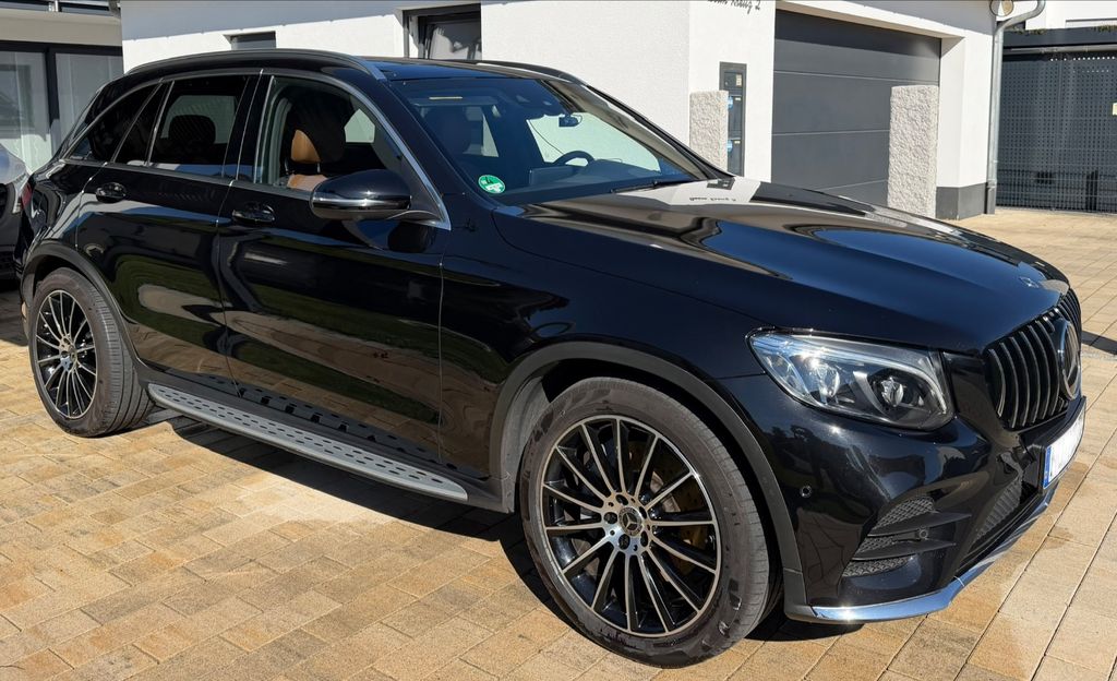 Image of Mercedes-Benz GLC 350